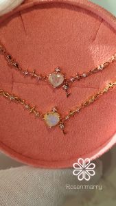 Rosenmarry/ สร้อยข้อมือหัวใจพลอยแท้ มูนสโตนเหลือบฟ้า ตัวเรือนเงินแท้ 925  จัดส่งพร้อมกล่อง RB035 พลอยแท้เสริมดวง   ของขวัญ