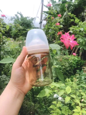 Bình Sữa Moyuum - Hàng chính Hãng (Chọn núm) - Mềm Mại 170ML & 270ML