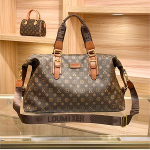 Túi Xách Du Lịch Cầm Tay Thời Trang Nữ 2025 Mới Dung Tích Lớn Chất Liệu Da Kiểu Đeo Chéo Phong Cách Giản Dị Có Khóa Kéo Và Túi Bên Trong