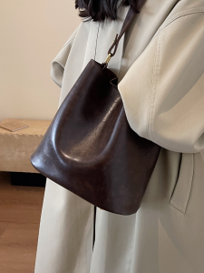 กระเป๋าถือทรงถังผู้หญิง ILINX หนัง PU ทรงสี่เหลี่ยมจัตุรัส ซิปรูด กระเป๋าสะพายไหล่ข้างเดียว กระเป๋าถือแบบลำลอง