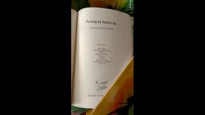 Pulang ke Rahim Ibu: Kumpulan Puisi KGM #28