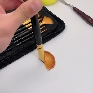 10PCS Artist Brush Set For Various Paint Types For Oil Acrylic Watercolor Drawing Suppliesnylon Hair Art Painting Solid Wood Pen Holder Oil Painting Brush Set