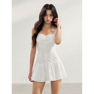 withmin | White Waist-Cinching Summer Dress