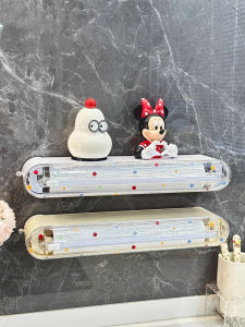 Cute Kitchen Silicone Suction Cup Plastic Wrap Cutter Storage Box Refrigerator Essential Kitchen Tool Silvertran Brand