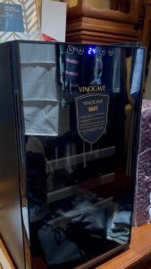 ตู้แช่ไวน์ ตู้เก็บไวน์ ความจุ 28-18-6 ระบบชิป อุณหภูมิ ระบบคอมเพรสเชอร์