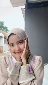 Abaya Saffa Couple Mom and Kids