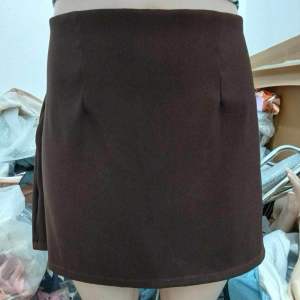 (38 to 48 INCHES) PLUS SIZE PLEATED HIGH WAIST WOVEN WIDE SKIRT WOVEN FABRIC WOMENSWEAR BOTTOM