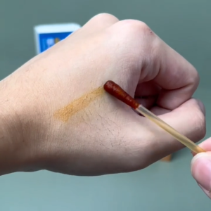 TREVOR Disinfection Cotton Swab [50 Sticks] – Iodophor Iodine Cleaning Bud Disposable Portable Individual Package一次性碘伏棉棒