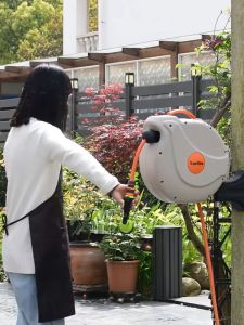 Bộ vòi phun tưới cây rửa xe gắn tường thu dây tự động cao cấp YuanYiba