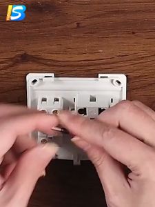 Kìm bấm cos vuông HSC8 6-4A tự điều chỉnh bấm đủ loại cos ống tròn cos pin