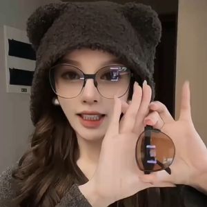 Kacamata Hitam Pelindung Gradasi Warna Lipat Gaya Fashion Kacamata