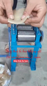 Máy cắt da lợn khung thép lô thép quay tay giá rẻ