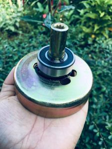 A27ชุดถ้วยคลัช เครื่องตัดหญ้า 2 จังหวะ ขนาด8มิล.9ฟัน พร้อมลูกปืน ทน ทาน ใช้งานให้ดีเยี่ยม เหล็กหนา *ราคาต่อ1ชิ้น*