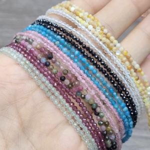 Chuỗi hạt nhí 2li 2v cắt giác đaa thiên nhiên.Chiều dài 40cm chốt freesize 6cm - Phong Thủy TUDO