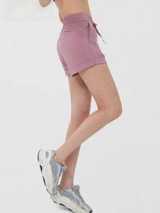 กางเกงขาสั้นโยคะหลวมๆ สำหรับผู้หญิง กางเกงขาสั้นวิ่งออกกำลังกายระบายอากาศได้ดีแห้งเร็ว กางเกงออกกำลังกายผ้าโพลีเอสเตอร์