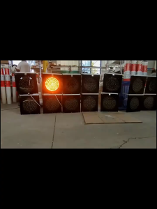 300mm Solar Powered LED Amber Orange Traffic Signal Light Auto Yellow Flashing Solar Warning Light Outdoor Road Safety Equipment