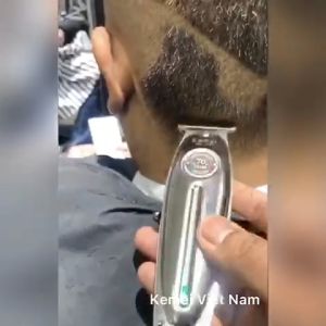 Tông đơ chấn viền KEMEI KM-1949 chuyên nghiệp công suất mạnh sạc USB có thể khắc tóc cạo đầu..Hàng chính hãng nhập khẩu PECA