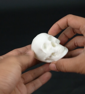 Socket Pen Holder Meja Kantor Unik Bentuk Tengkorak