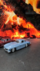 Diecast Miniatur Mainan Mobil Klasik Vintage Mercedes Benz 300SL Buka Pintu Besi Metal