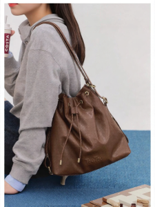 TOUTOU | Light and Versatile Large Capacity Brown Tote Bag