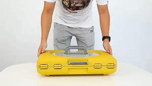 Purrfect พับเก็บได้ กรงเดินทางสัตว์เลี้ยง กรงสัตว์มาตรฐานสายการบิน กรงสัตว์เลี้ยงพกพา กรงหิ้ว กรงหิ้วสัตว์เลี้ยง กรงแมว กรงสุนัข เหมาะสำหรับแมวทุกขนาดตัว เหมาะกับสุนัขเล็ก-กลาง