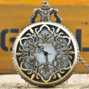 Retro Bronze Steampunk Openwork Flower Flip Quartz Boys And Girls Necklace Commemorative Pocket Watch