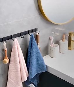 ตะขอแขวน ที่แขวนผ้า ราวตะขอแขวน ตะขอแขวนติดผนัง ที่แขวนในห้องน้ำ ที่แขวนผ้าเช็ดตัว ที่ห้อยของใช้ ตะขอแขวนในห้องน้ำ ที่แขวนของใช้