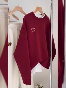 เสื้อฮู้ดคู่รักไซส์ใหญ่ 300 ปอนด์ คอกลม สีแดง ทรงหลวม แขนยาว ผ้าฝ้ายผสมโพลีเอสเตอร์ ฤดูใบไม้ผลิ 2024