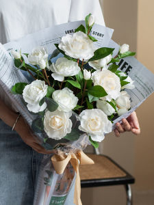 White Chrysanthemum Artificial Flowers Luxury Living Room Table Decor Wedding Photography Props Silk Flower Arrangement Home Decor