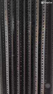 Sắt V lỗ (V3 dài 2m dày 16mm) - Thanh sắt V3x3 sắt V lỗ đa năng kệ trưng bày hàng hoá kệ sắt V lỗ...