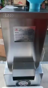 Electric Garlic Peeling Machine Food Processing Machine Stainless Steel Fast Peeling Machine