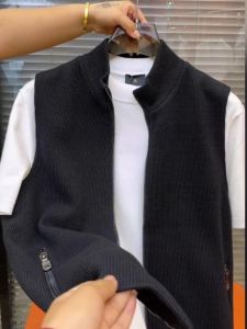 Fashionable Knitted Stand Collar Vest Comfortable High Quality All Season Mens Sleeveless Top Trendy Versatile Basic Style