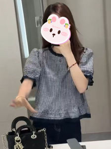 เสื้อเชิ้ตแขนสั้นทรงหลวมสไตล์ย้อนยุคสำหรับผู้หญิง คอตั้ง สไตล์สตรีท แขนพอง ลายสก็อต ฤดูร้อน 2025 เสื้อเชิ้ตคอตตอนทันสมัย