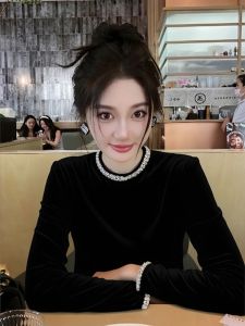 QFN | Elegant Stylish Velvet Black Long-sleeved Shirt