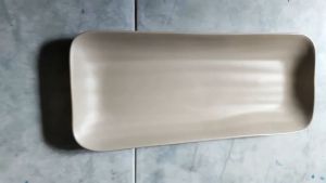 Dĩa nhựa melamine chữ nhật nhám nâu phục vụ nhà hàng quán ăn - DCN38/39