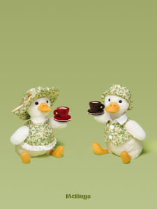 McHugs Lady Duck Plush Doll Pillow Stuffed Plushie Perfect for Decorating Rooms and Birthday Gifts Soft Cuddly Perfect for Child 7.09 inch