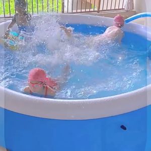 สระว่ายน้ำรูปวงกลมขนาดใหญ่ สระว่ายน้ำกลางแจ้งที่สามารถพับได้ สระว่ายน้ำสำหรับผู้ใหญ่ ชุดสระว่ายน้ำขนาด 10 ฟุต (3.05x0.76 เมตร)