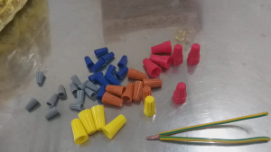 Cút xoắn nối dây điện nhanh P1P6Cos chụp xoắn ốcNúm vặn nối dây an toàn chịu tải cao túi 100 cái