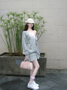 Elegant Embroidered Long Sleeve Sweatshirt High Waist Slim Fit Cake Mini Skirt Womens Early Autumn New Style Set Korean Style