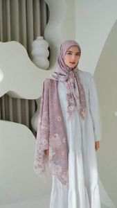 Hijab Syari Daily Voal Motif Printing Flair Series - Gratis Ongkir ke Seluruh Indonesia!
