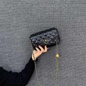 Elegant Ladies Chain Crossbody Bag Fashionable Mini Square Bag Soft PU Material Magnetic Buckle Closure Ins Style Pure Color