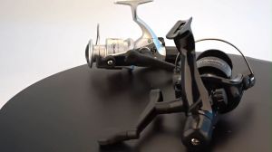 Reel Pancing Seri 4000: Gulungan Senar Pancing & Tarikan Pancing Metal