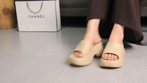 รองเท้าแตะ เปิดส้น ผู้หญิง วัสดุ EVA น้ำหนักเบา พื้นนุ่ม ใส่สบายเท้า พื้นกันลื่น มี4สี รองเท้าแตะส้นสูง #sy194