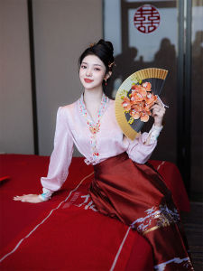 New 2024 Chinese Style Wedding Dress Set Small Size Bride Return Home Departure Ceremony Long Sleeve Retro Style Marriage Dress
