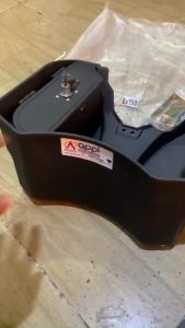 Rổ giữa xe EXCITER 150 kiều appi V8 có hộp nhỏ và có khóa