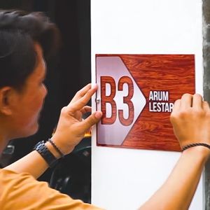 Nomor Rumah Wooden / Nomor Rumah Motif Kayu Stiker