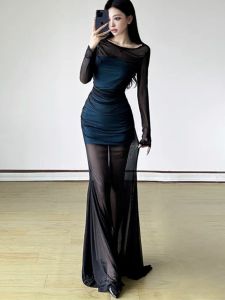 เสื้อยืดผู้หญิงแขนยาวโปร่งบางสไตล์เจ้าหญิงสุดเก๋ กระโปรงทรงเอเกาะอก ผ้าตาข่ายผสมโพลีเอสเตอร์ ฤดูใบไม้ร่วง 2025