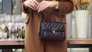 Tas Wanita Premium Murah Chelsy Slingbag Tali Rantai Ulir Tebal Tiga Ruang Ada Resleting