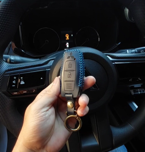 Bao da chìa khóa Mitsubishi Triton Outlander Pajero Xpander kèm móc khóa da Thật Handmade hàng thủ công