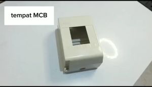 Box MCB 2 - 4 Group Grup Tempat MCB 2 - 4 Lubang
